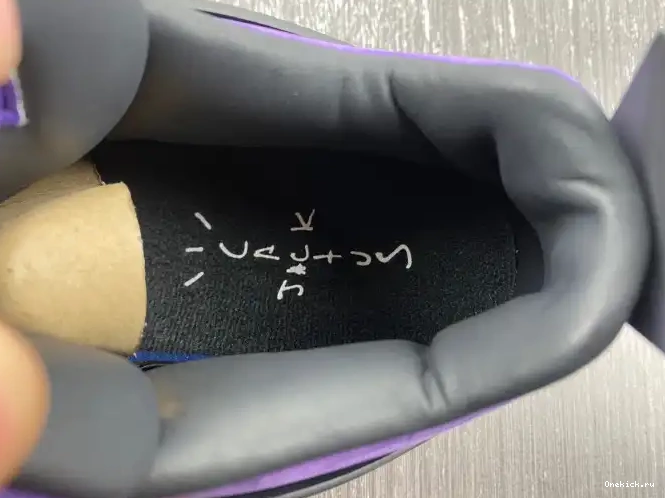 One Kick Suede x Purple Scott Air Jordan Travis 4 0531